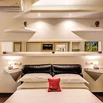 Tritone House
