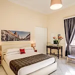 Tritone House 4* Рим
