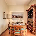 Гостевой дом Tritone House 4*