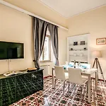 Tritone House 4*