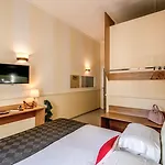 Tritone House Рим