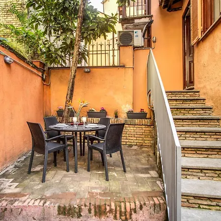 Tritone House Guest house 4*