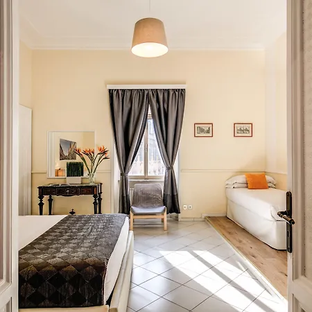 Tritone House Roma