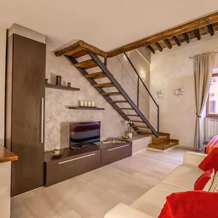 Tritone House 4* Roma
