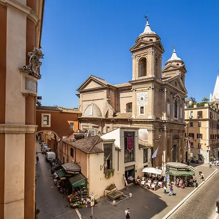 Tritone House 4* Roma